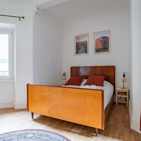 Дом отдыха Petit Manoir En - Parking Prive - 15 Min Hyper-centre