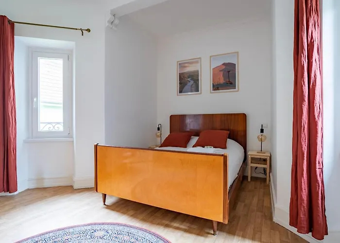 Дом отдыха Petit Manoir En - Parking Prive - 15 Min Hyper-centre