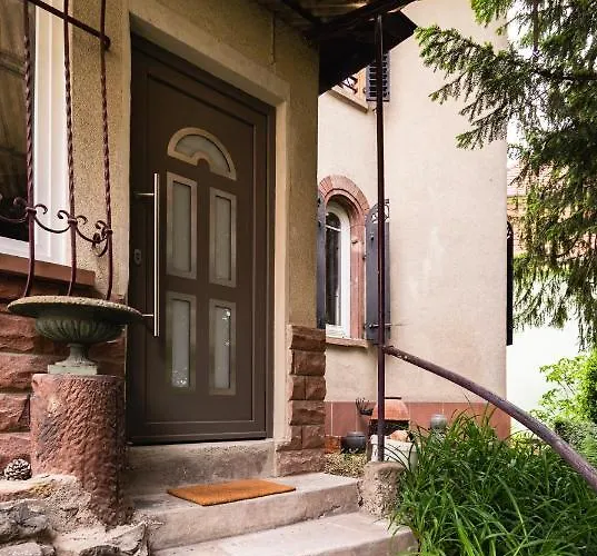 Дом отдыха Petit Manoir En - Parking Prive - 15 Min Hyper-centre